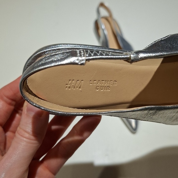 H&M Silver/Metallic Pointed-toe Slingback Flats/Mules with Bow (EU 36/US 5.5-6) - Picture 4 of 8